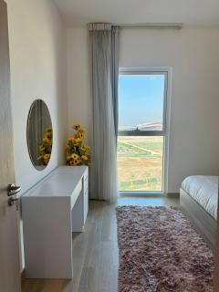 Canal & Marina View 1BR High Floor Pool & Gym - 6