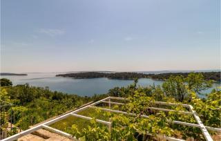 Cozy Home In Palit With Kitchen - Mundanije - 8