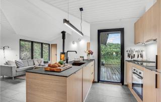Nice Home In Saltum With Kitchen - Saltum - 4