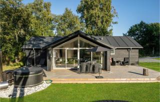 Cozy Home In Grenaa With Kitchen - Grenå - 0