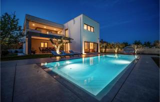 6 Bedroom Cozy Home In Pula - Pula - 2