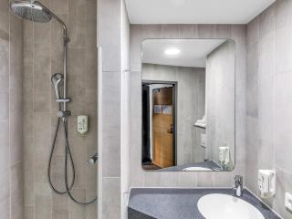 B&B Hotel Bonn-City - Bonn - 9