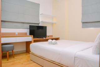 Warm and Cozy 2BR Signature Park Grande Apartment By Travelio - 8