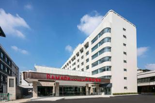 Ramada by Wyndham Yangzhou Slender West Lake - 0