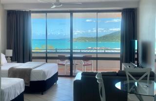 Ocean View 33A Studio Pool Ocean View WIFI - Airlie Beach - 8