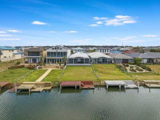 Island Escape: 3-Bed with Outdoor Entertainment - Hindmarsh Island - 0