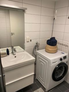 Central apartment with free parking near ski trail - Tromsø - 5