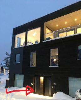 Central apartment with free parking near ski trail - Tromsø - 4