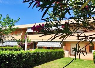 IssTravel, Holiday Homes with common swimming-pool in Marina di Bibbona from 400 to 900 meters from the sea - Marina di Bibbona - 4