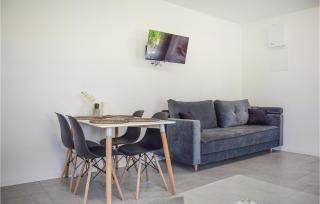 Beautiful Home In Stare Sady With Wifi - Stare Sady - 6