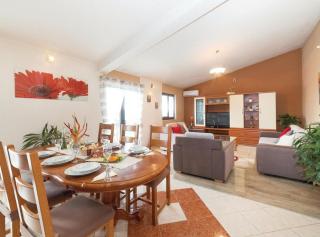 Mediterranean Stylish Villa with Pool in Kastel Stari - Kaštela - 1