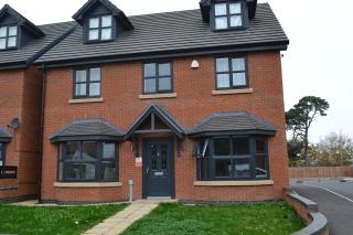 Fort House 6 Large Private Bedrooms with 7 beds, close to NEC, JLR, City Centre - Birmingham - 8