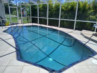 Punta Gorda Home, Sleeps 10 - Punta Gorda - 7