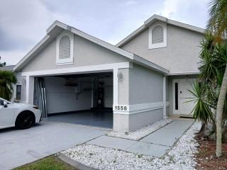 Punta Gorda Home, Sleeps 10 - Punta Gorda - 8