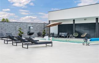 Awesome Home In Koritna With Sauna - - 2