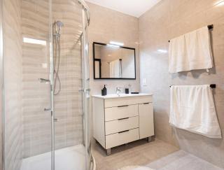 Spacious 2BR Penthouse with a Large Front-Terrace - Close to Bugibba Perched Beach - St Paul's Bay - 4