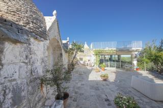 TD Trulli di Bouganville w Large Amazing Pool - 7
