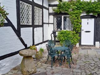 Hathaway Hamlet - Stratford-upon-Avon - 1