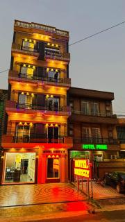 Hotel Breezy Lahore - 0