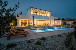 Villa Salvia with pool - Linardići - 1