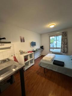 Studio N 119 Calme, fonctionnel centre pk gratuit - Paray-le-Monial - 4