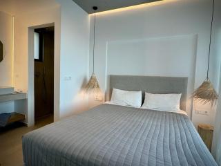 Villa Noush, majestic view, Adults Only - Marioú - 1