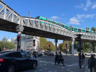 Appartement meublé Paris 10e arrondissement - Paris - 2