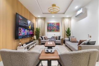 4 Bedroom Terrace in Lekki Phase 1 - Lekki - 1