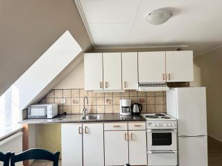 Spacious and cenral apartment - Visby - 8