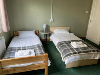 Cozy Cottage with off street parking - Grantham - 6