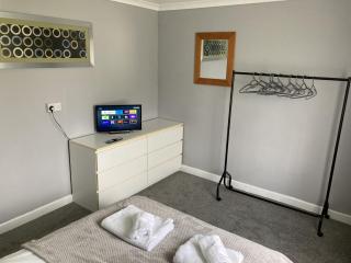 Cozy Cottage with off street parking - Grantham - 8