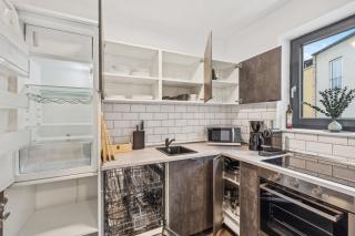 maremar - Design im Zentrum - 2 Schlafzimmer - Luxus Boxspringbetten - Küche - Arbeitsplätze & Highspeed WLAN - Balkon - 3