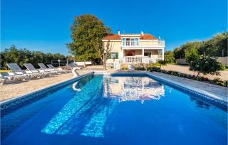 Beautiful Home In Polaca With Wifi - Polača - 1