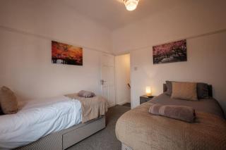 CJP - Lovely 2-bed house in Hull Centre, Parking - Hull - 6