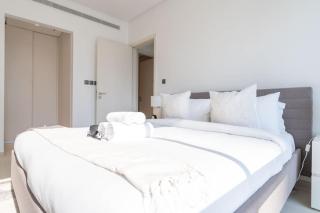 Majestic 1 Bedroom Flat Perfect for 4 in Marina - Dubai - 2