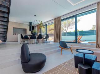 Luxury Contemporary Villa in Vodice with Pool, Sauna and Hot Tub - Vodice - 4