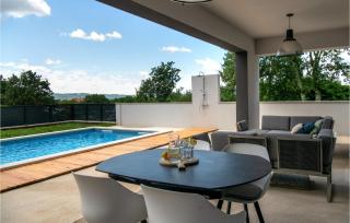 Amazing Home In Krsan With Sauna - Kršan - 4