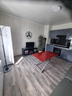 Studio Meublé Quai 1 Voie B parking gratuit - - 2