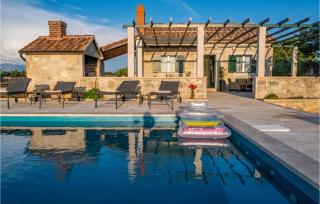 Lovely Home In Pucisca - Praznica - Pučišća - 1