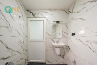 Glitz Hotels Q One - Nr Ernakulam Junction - Cochin - 1
