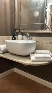 Saronno Suite - Milan - 7