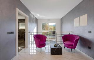 Luxury Colosseum - Bilice - 6