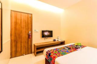 Glitz Hotels New Ascot International - Nr International Airport Mumbai T2 - 1