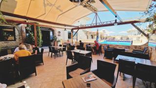 Evina Rooms & Suites - 7