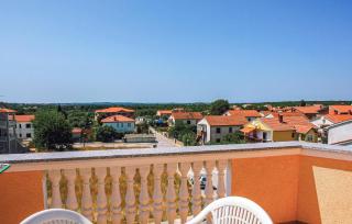 Cozy Apartment In Pula With Wifi - Pula - 1