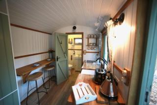 White Hill Shepherd's Hut - 4