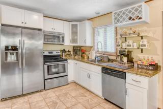 Private Hot Tub and Game Room Pocono Family Cabin! - 2