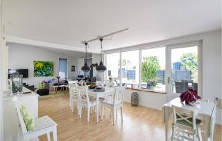 Lovely Home In Juelsminde With Kitchen - 8