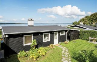 One-Bedroom Holiday Home Ølsted With Sea View 09 - 0