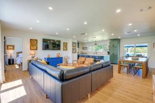 Chic Johnson City Home with Yard and Fire Pit! - Johnson City - 5
